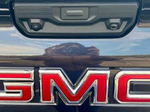 New 2026 GMC Sierra 2500 SLT image 6