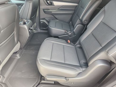 New 2026 Buick Enclave Preferred w/ Power Package FWD image 33