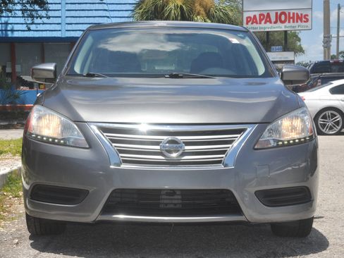 Used 2015 Nissan Sentra SV FWD image 4