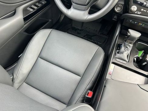 Used 2024 Lexus ES 350 w/ Premium Package image 14