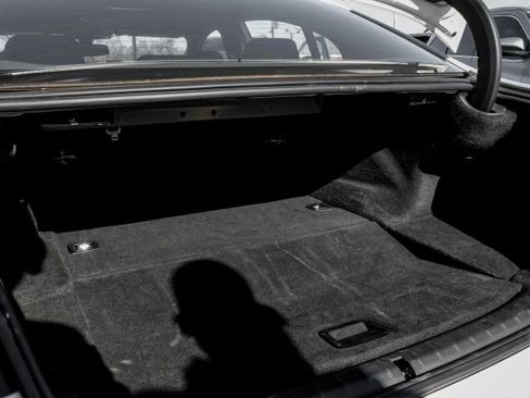 Used 2023 BMW 530e image 61