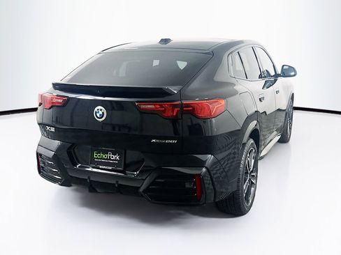 Used 2025 BMW X2 xDrive28i image 9