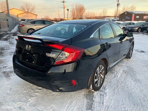 Used 2016 Honda Civic EX image 3