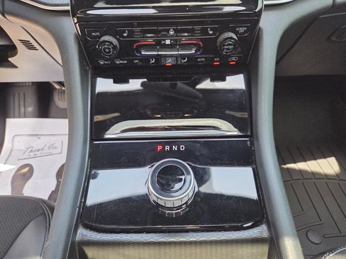 Used 2024 Jeep Grand Cherokee L Altitude RWD image 33