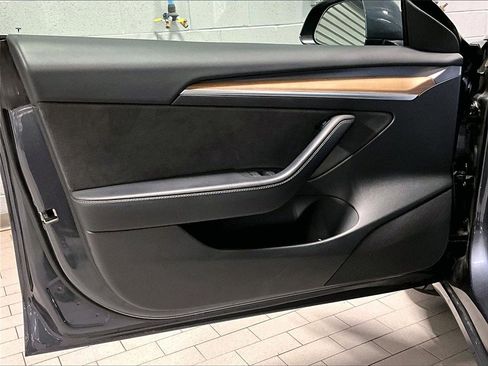 Used 2021 Tesla Model 3 Long Range image 28