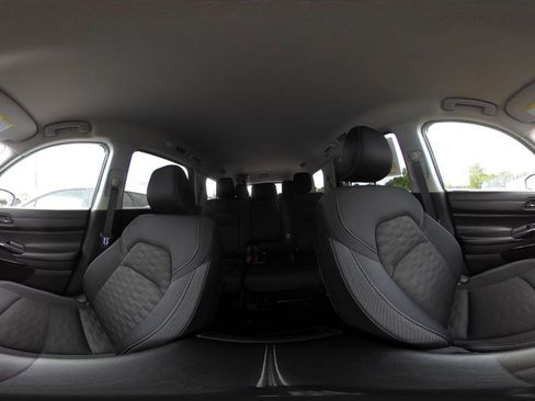 Used 2025 Nissan Pathfinder SV FWD image 45