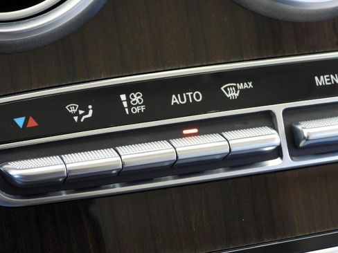 Used 2020 Mercedes-Benz GLC 300 image 75