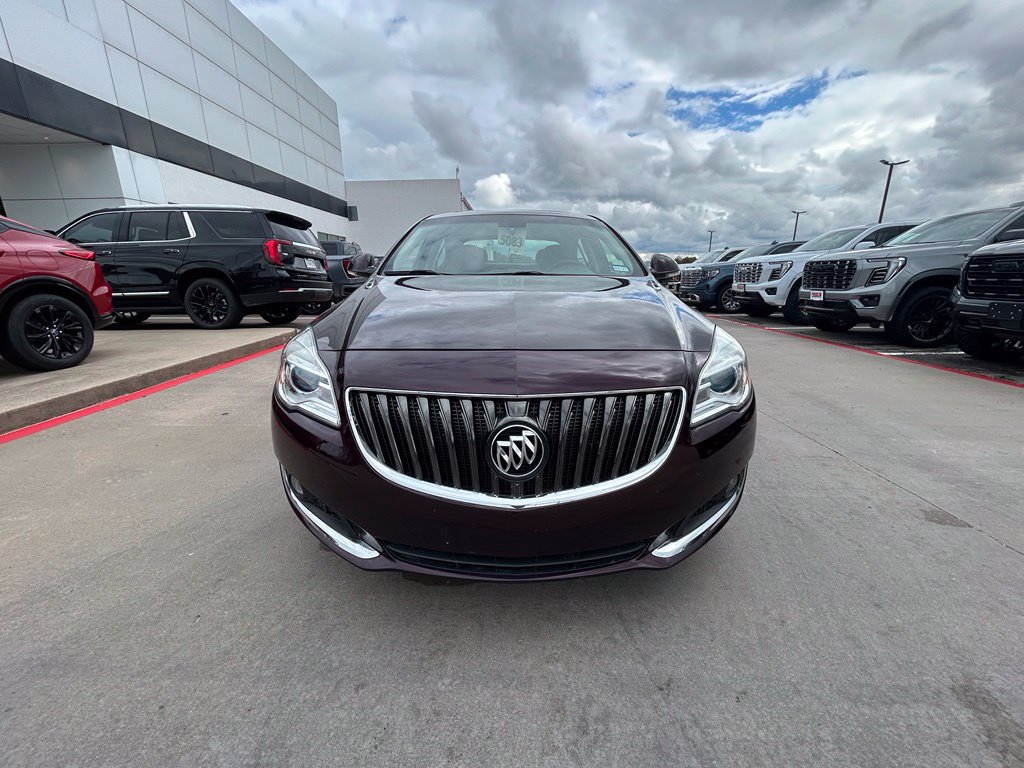 Used 2017 Buick Regal Sport Touring FWD image 5