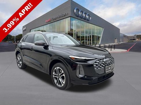 Certified 2025 Audi Q5 Premium w/ Convenience Package AWD/4WD image 3