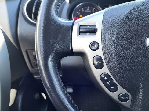 Used 2012 Nissan Rogue SL image 25