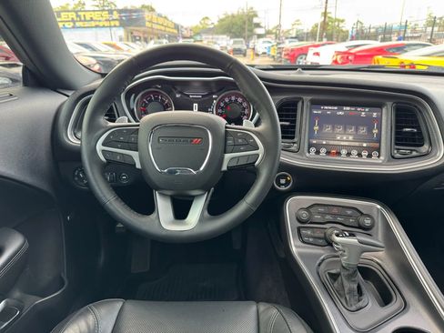 Used 2017 Dodge Challenger GT w/ Driver Convenience Group image 25