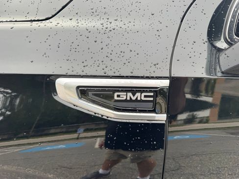 Used 2021 GMC Yukon XL Denali w/ Denali Premium Package AWD/4WD image 27