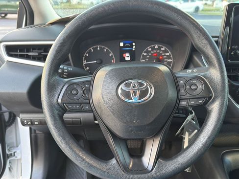 Certified 2025 Toyota Corolla LE FWD image 19