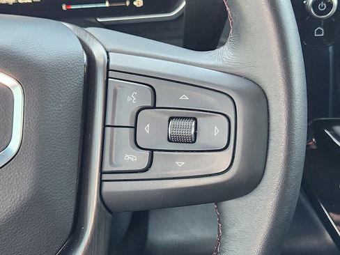 Used 2025 GMC Sierra 2500 AT4X image 28