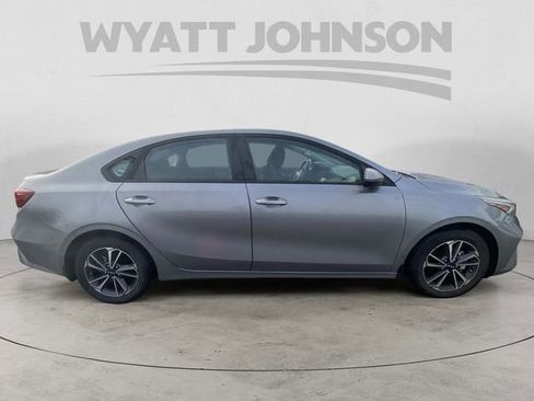 Used 2023 Kia Forte LXS w/ LXS Technology Package image 12