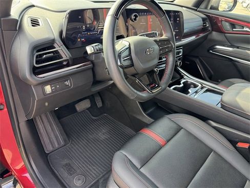 Certified 2025 Chevrolet Traverse RS image 12