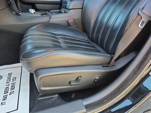 Used 2023 Chrysler 300 S RWD image 26