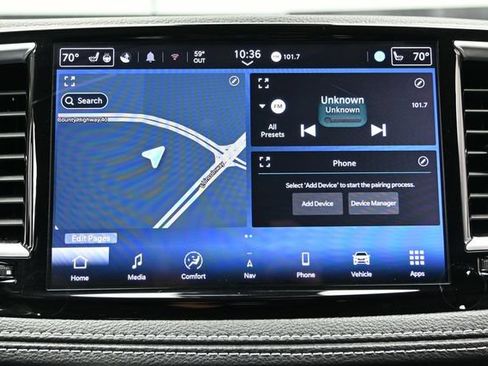 Certified 2024 Chrysler Pacifica Limited FWD image 33