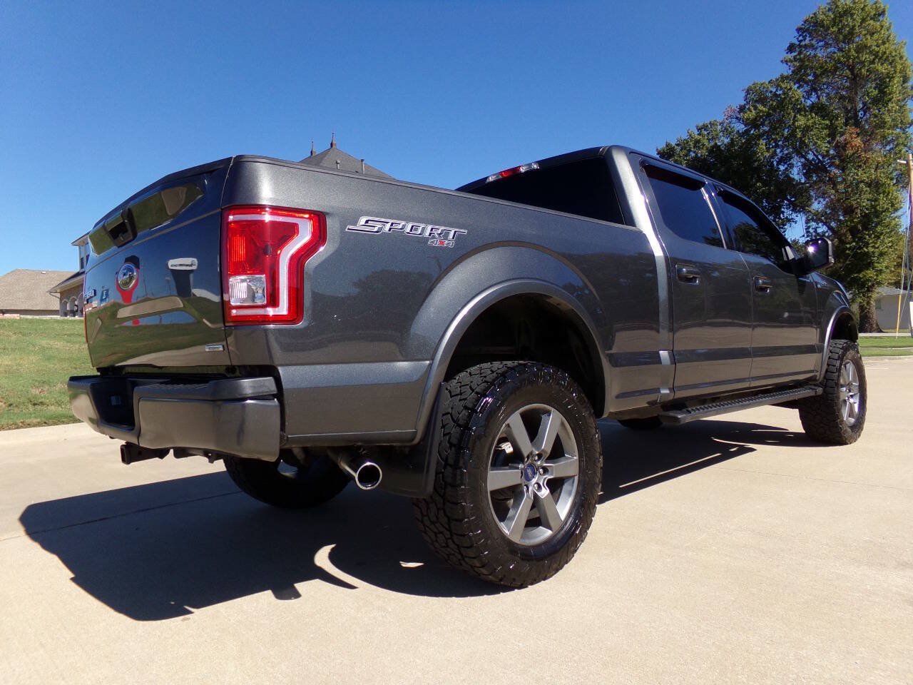 Used 2016 Ford F150 XLT w/ Equipment Group 301A Mid AWD/4WD image 20