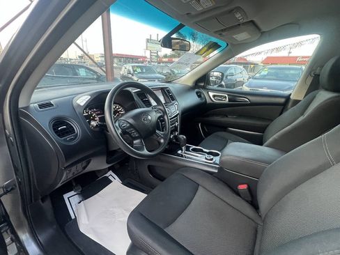 Used 2017 Nissan Pathfinder S AWD/4WD image 20