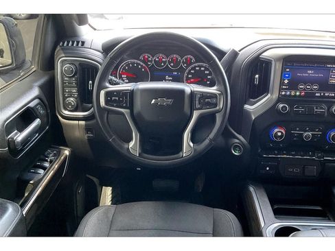 Used 2019 Chevrolet Silverado 1500 LT Trail Boss AWD/4WD image 5