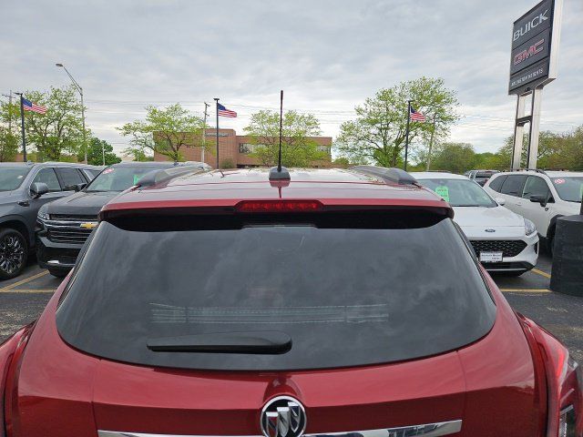Used 2022 Buick Encore Preferred w/ Safety Package II AWD/4WD image 9