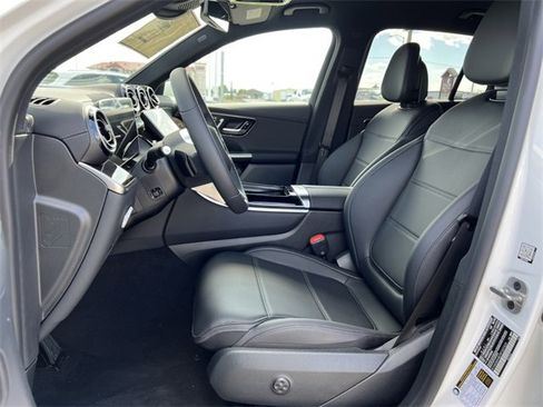 Certified 2024 Mercedes-Benz GLC 300 4MATIC image 3