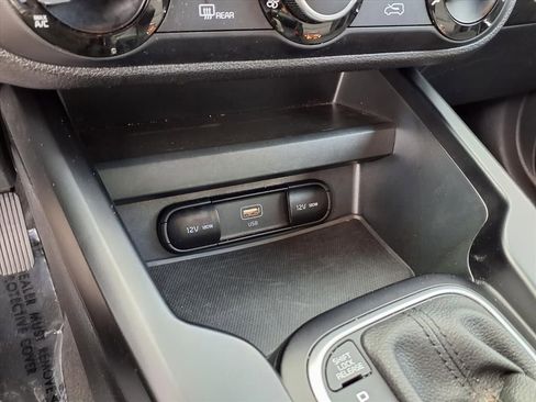 Used 2024 Kia Soul LX w/ Option Group 015 image 8