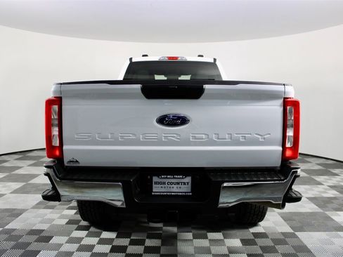 Used 2024 Ford F350 XLT w/ FX4 Off-Road Package image 7