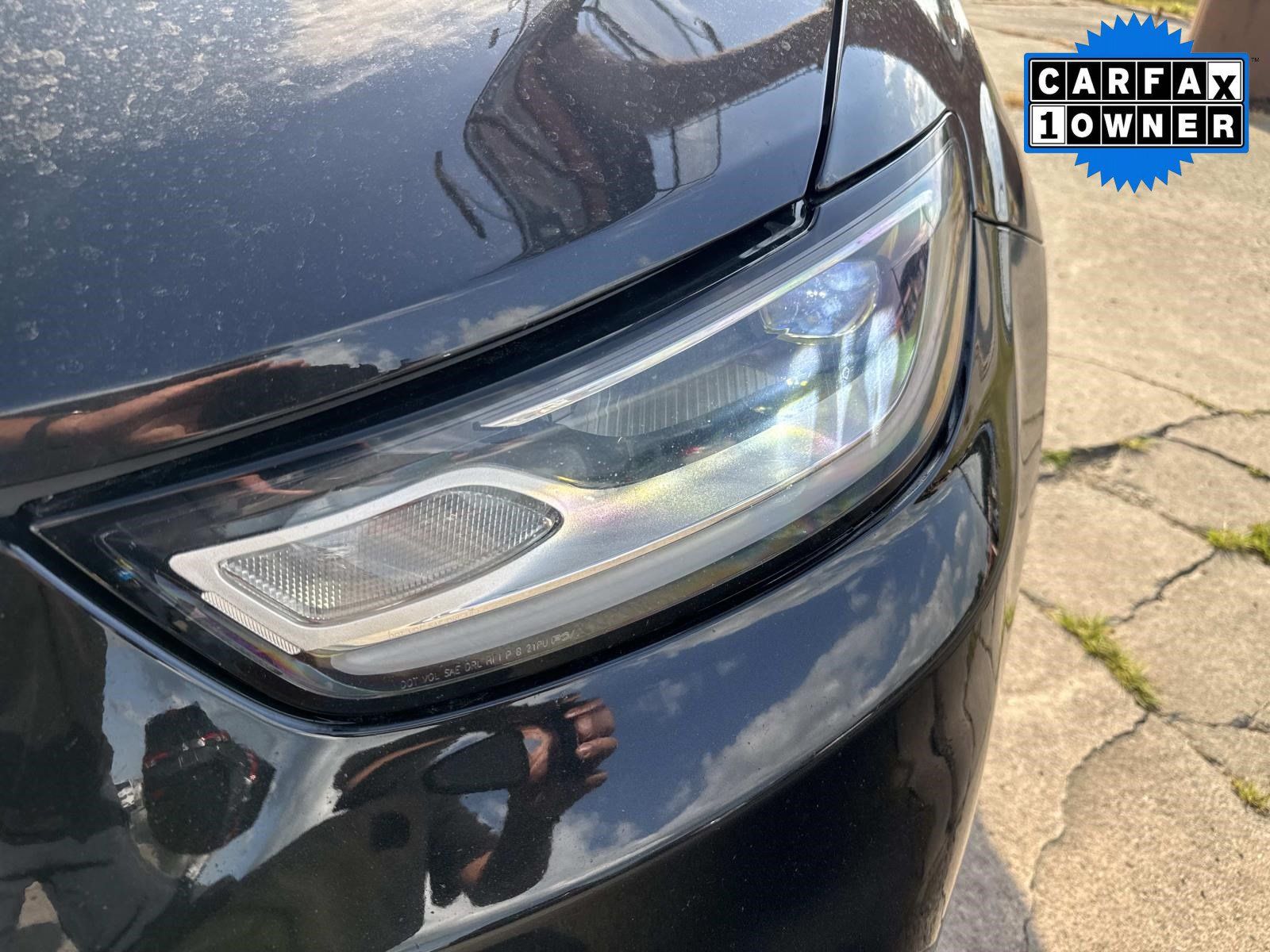 Used 2024 Chrysler Pacifica Touring-L FWD image 10