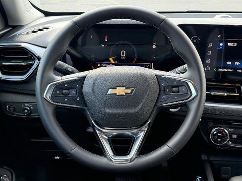 New 2026 Chevrolet TrailBlazer LT w/ Convenience Package AWD/4WD image 6