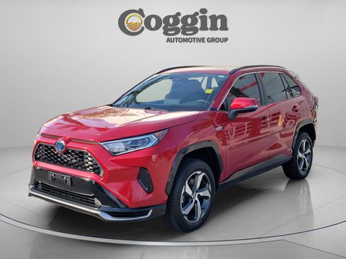 Used 2021 Toyota RAV4 SE w/ Weather & Moonroof Package AWD/4WD image 1