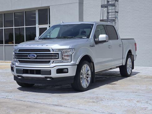 Used 2019 Ford F150 Limited w/ Trailer Tow Package AWD/4WD image 3