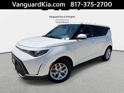 Certified 2025 Kia Soul LX w/ LX Technology Package