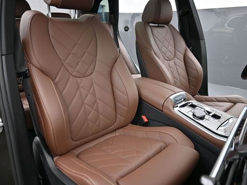 Used 2025 BMW X5 xDrive40i image 21