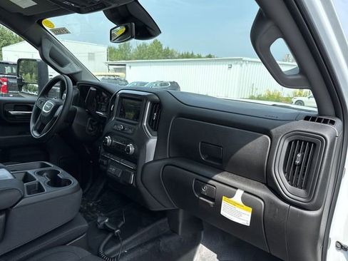 New 2025 GMC Sierra 3500 Pro w/ Convenience Package AWD/4WD image 27