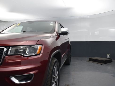 Used 2021 Jeep Grand Cherokee Limited image 33