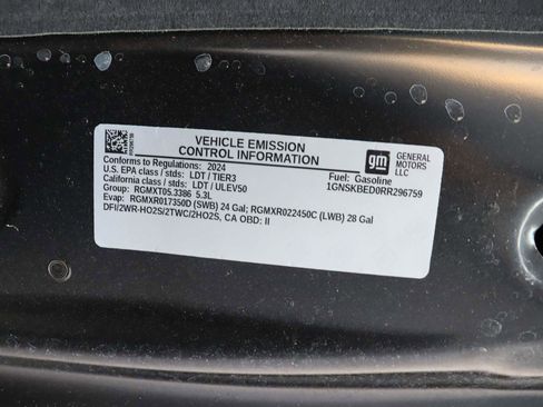 Used 2024 Chevrolet Suburban LS w/ Driver Alert Package image 7