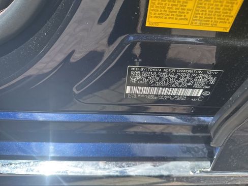 Used 2020 Lexus LS 500 w/ Accessory Package (Z2) RWD image 9