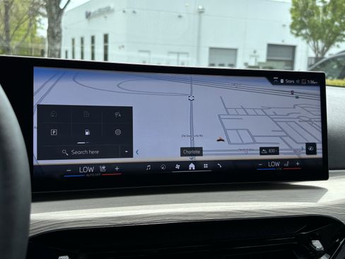 Certified 2025 BMW 330i Sedan RWD image 24
