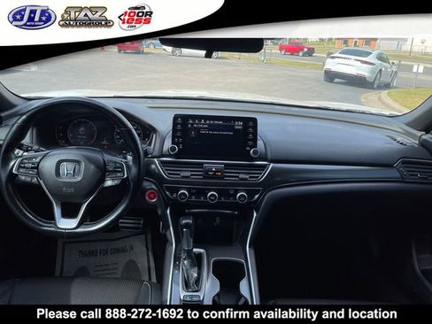 Used 2018 Honda Accord Sport image 14