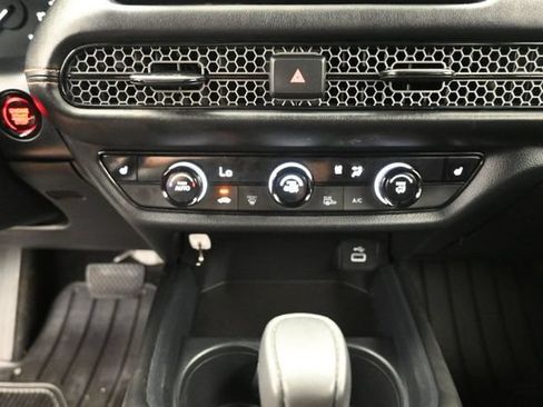 Certified 2023 Honda HR-V Sport image 27