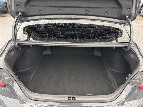 Used 2025 Toyota Camry SE image 28