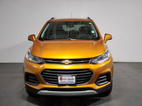 Used 2017 Chevrolet Trax LT image 3