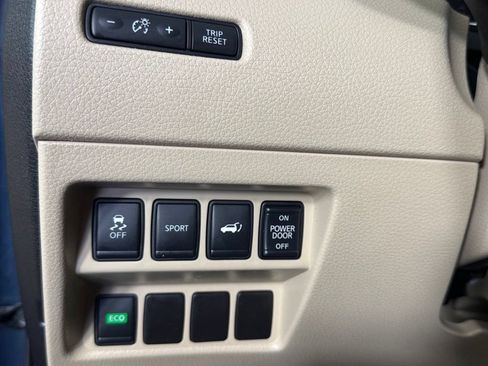 Used 2015 Nissan Rogue SL FWD image 20