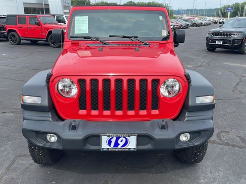 Used 2019 Jeep Wrangler Sport AWD/4WD image 8