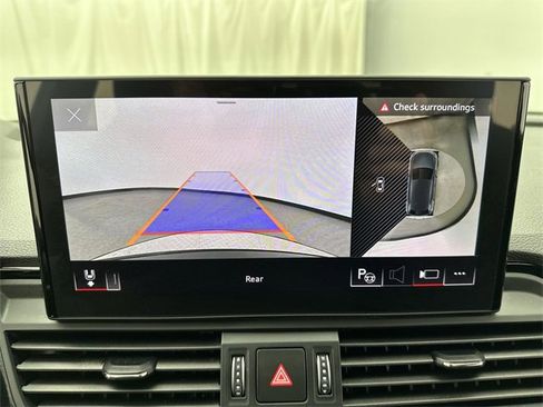 Certified 2023 Audi SQ5 Prestige image 17