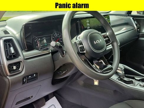 Used 2023 Kia Sorento LX AWD/4WD image 24