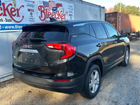 Used 2018 GMC Terrain SLE image 3