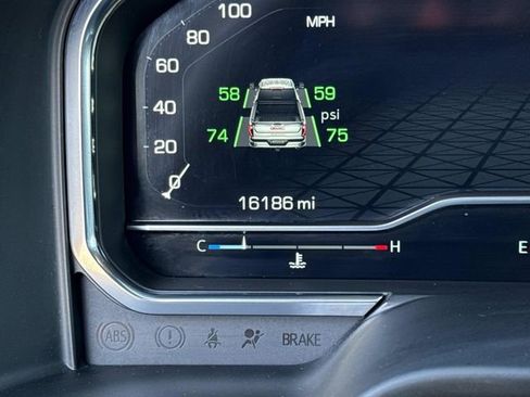 Used 2024 GMC Sierra 2500 AT4 w/ AT4 Premium Plus Package AWD/4WD image 27